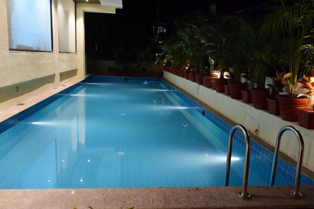 Hotel The Flora Grand, Vasco, Goa à Vāsco Da Gāma Extérieur photo